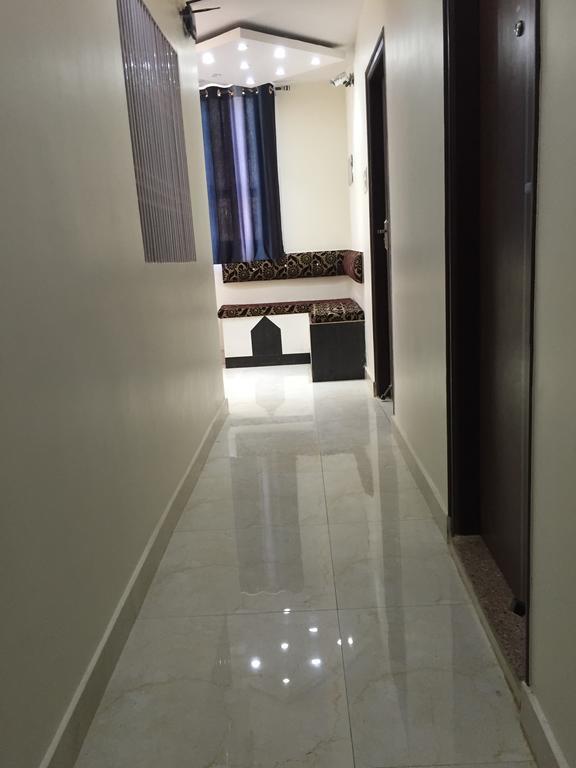 Oyo 75627 New Ankit Guest House Benares Buitenkant foto